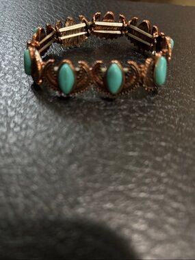 Turquoise Cabochon Copper Stretch Bracelet - Women Jewelry NWOT